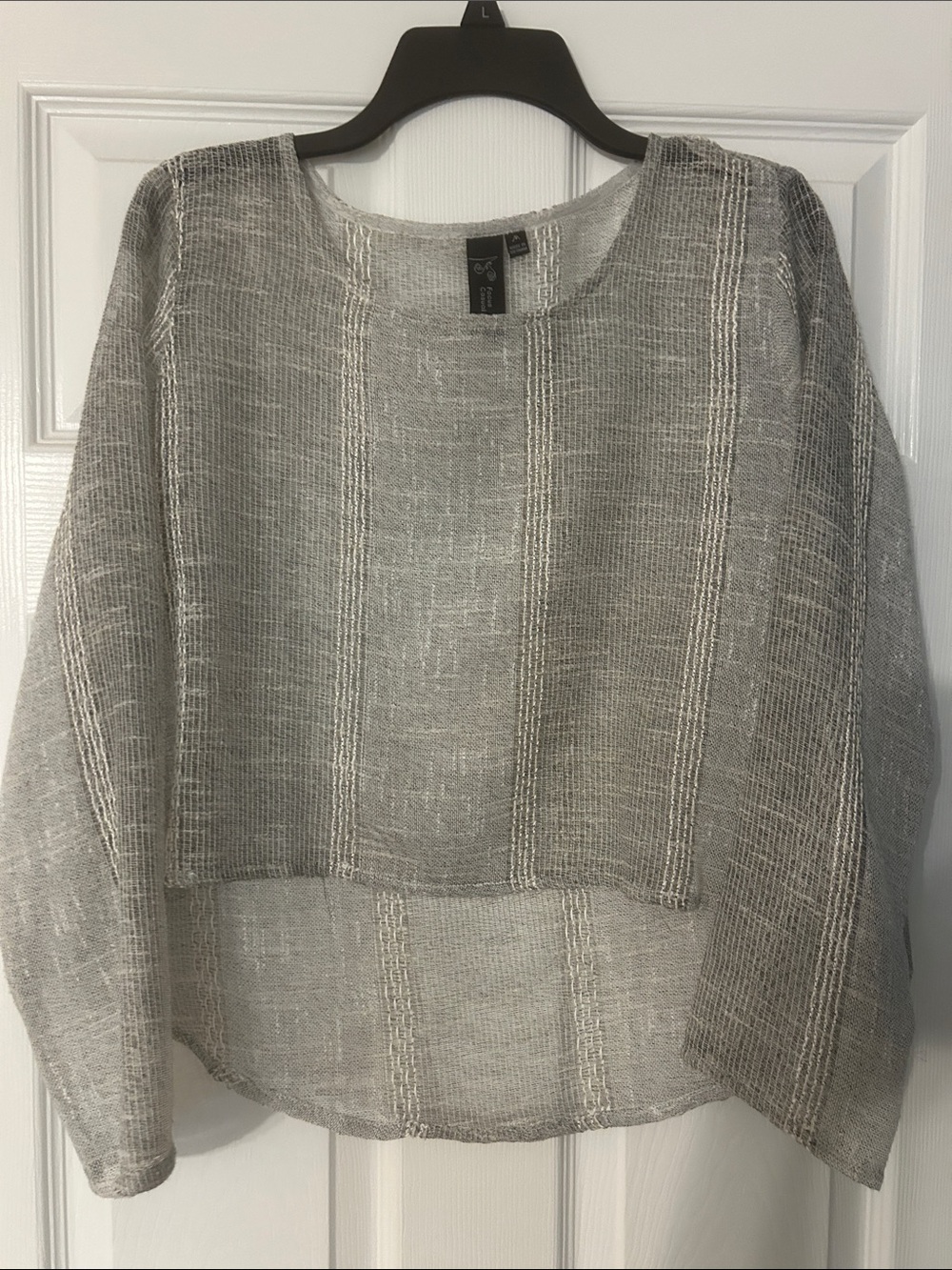 Focus Casual Life hi lo sheer top